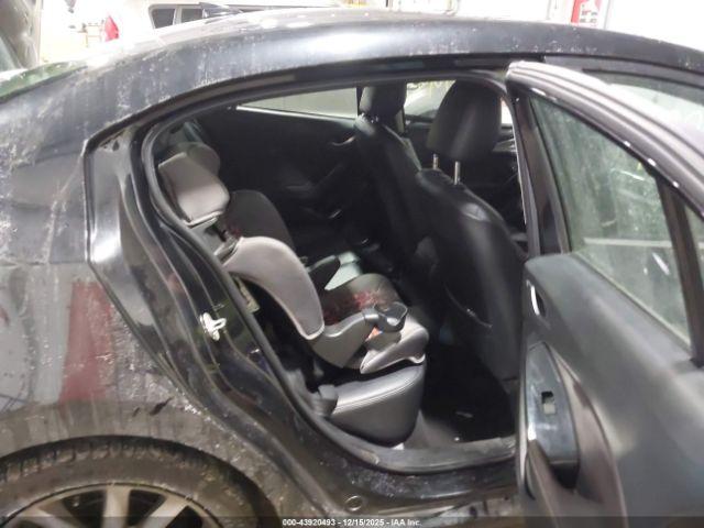 Mazda Mazda3 Touring Image 6