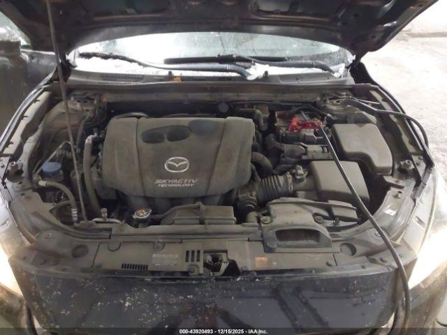 Mazda Mazda3 Touring Image 8