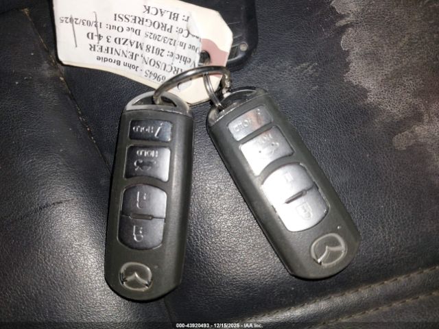 Mazda Mazda3 Touring Image 15