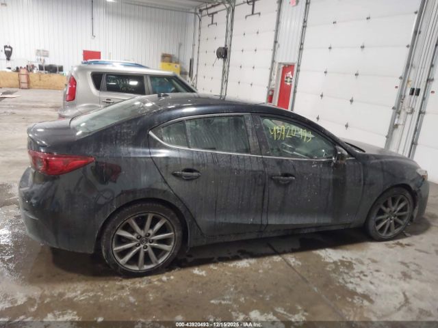 Mazda Mazda3 Touring Image 12