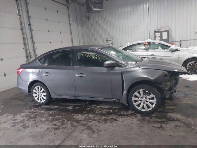 Nissan Sentra S Image 7