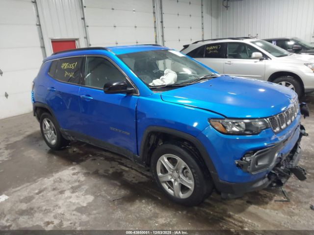 Jeep Compass Latitude 4x4 Image 1