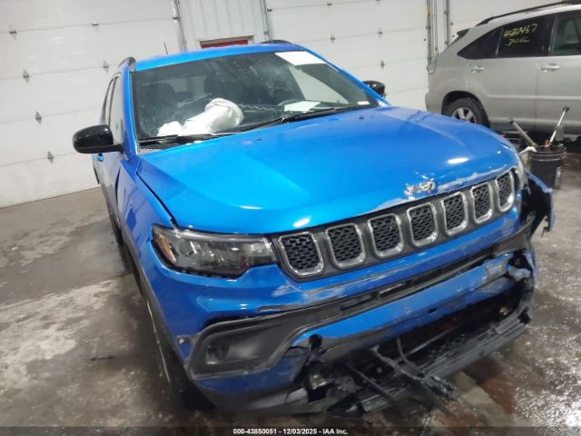 Jeep Compass Latitude 4x4 Image 5