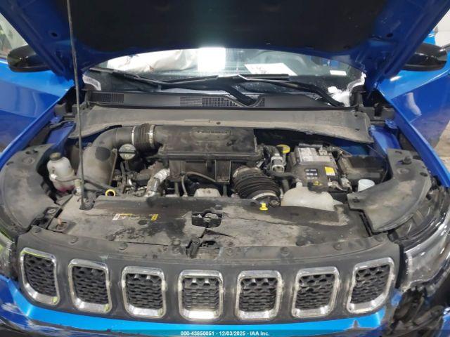 Jeep Compass Latitude 4x4 Image 14
