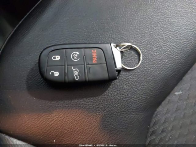 Jeep Compass Latitude 4x4 Image 16