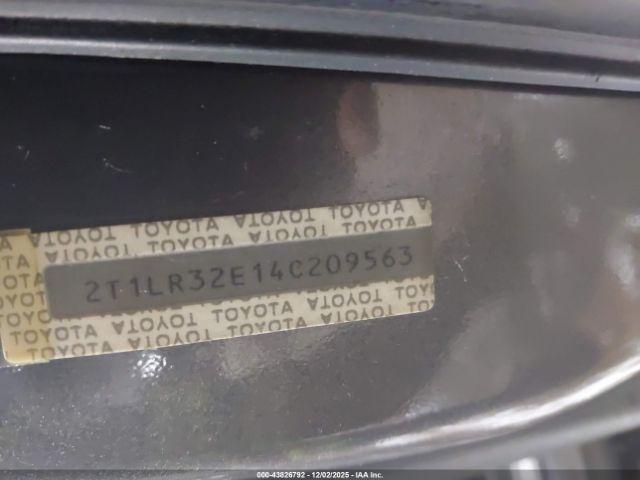 Toyota Matrix Xr Image 11