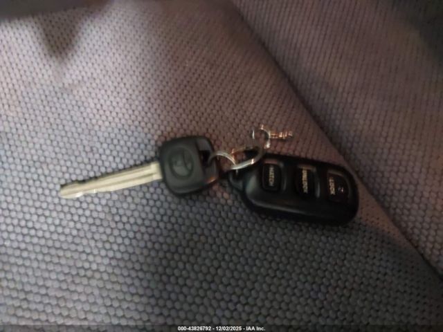 Toyota Matrix Xr Image 10