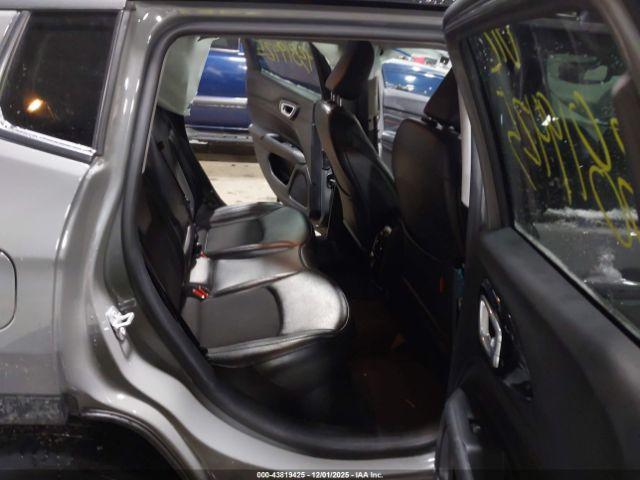 Jeep Compass Trailhawk 4x4 Image 7