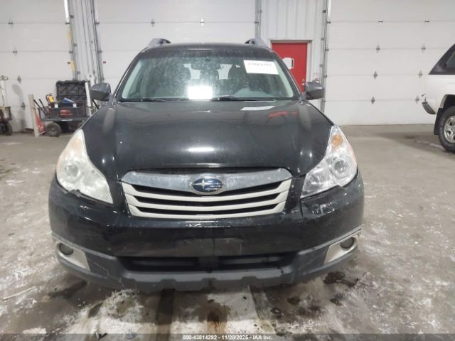 Subaru Outback 2.5i Premium Image 2