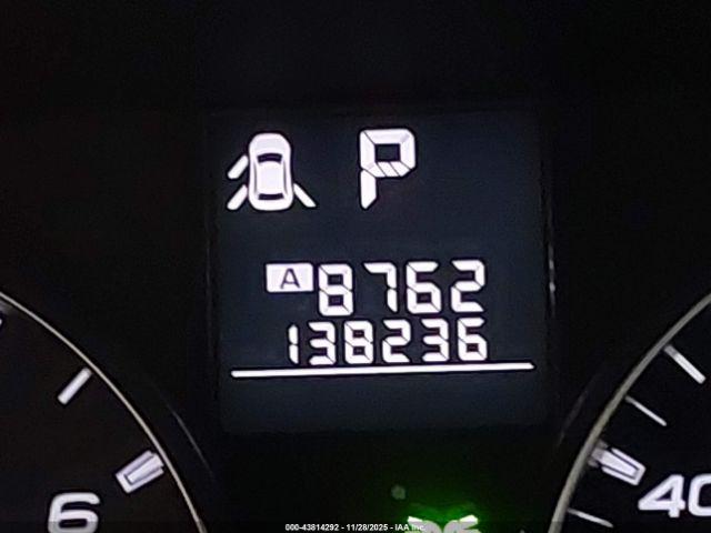 Subaru Outback 2.5i Premium Image 15