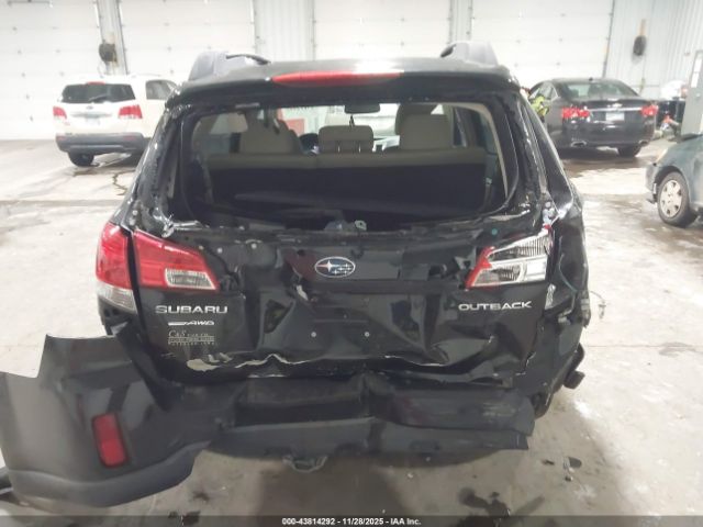 Subaru Outback 2.5i Premium Image 14