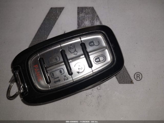 Chrysler Pacifica Touring-l Plus Image 15