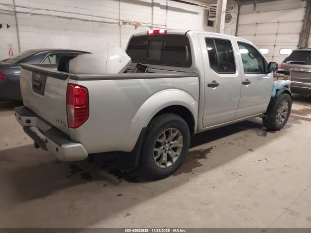 Nissan Frontier Sv 4x4 Image 4