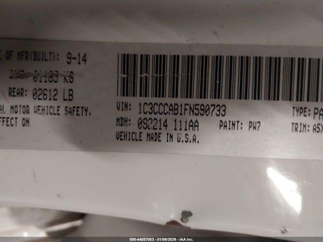 Chrysler 200 Limited Image 6