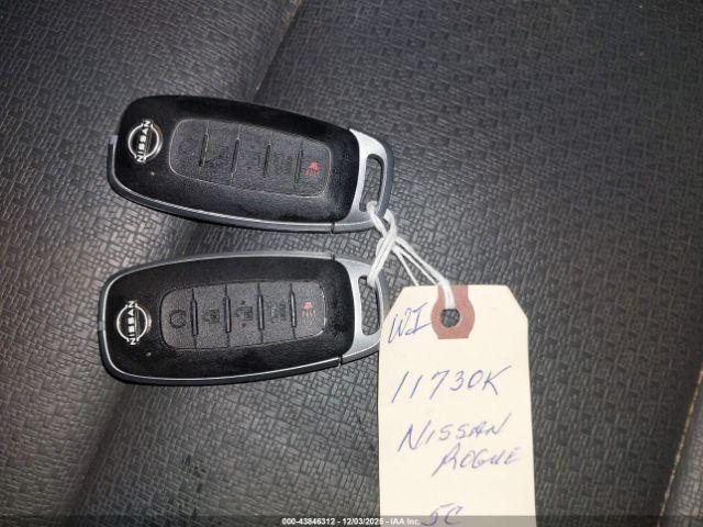 Nissan Rogue Sv Intelligent Awd Image 11